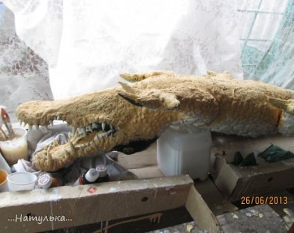 Дачные скульптуры. Крокодил