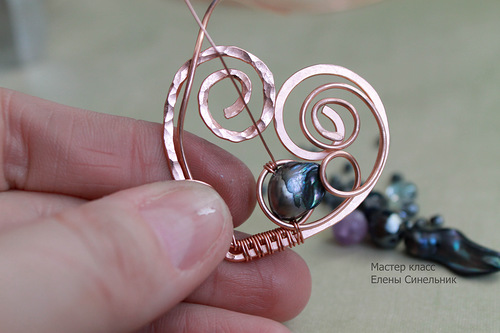 Медный кулон Сердце в технике wire wrap