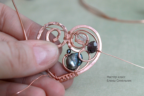 Медный кулон Сердце в технике wire wrap