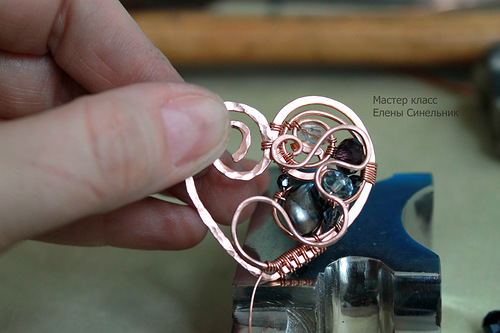 Медный кулон Сердце в технике wire wrap