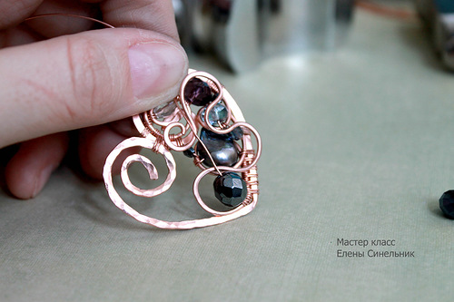 Медный кулон Сердце в технике wire wrap