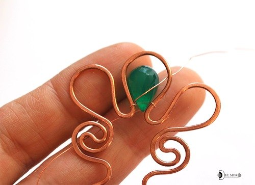 Заколка-шпилька в технике wire wrap