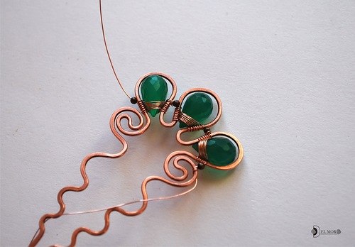 Заколка-шпилька в технике wire wrap