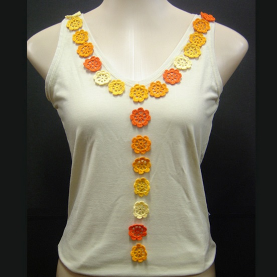 Колье, заколки, цветы крючком своими руками